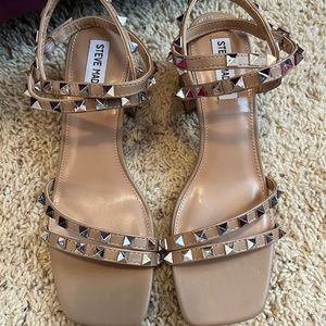 Steve Madden INVENT Tan Heeled Sandal 8.5 NWOT